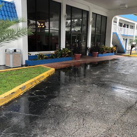 Motel 6-Daytona Beach, Fl - Speedway ภายนอก รูปภาพ